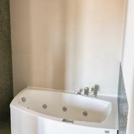 Suberito Rooms&bar Terlizzi