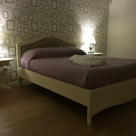 Suberito Rooms&bar Bed & Breakfast